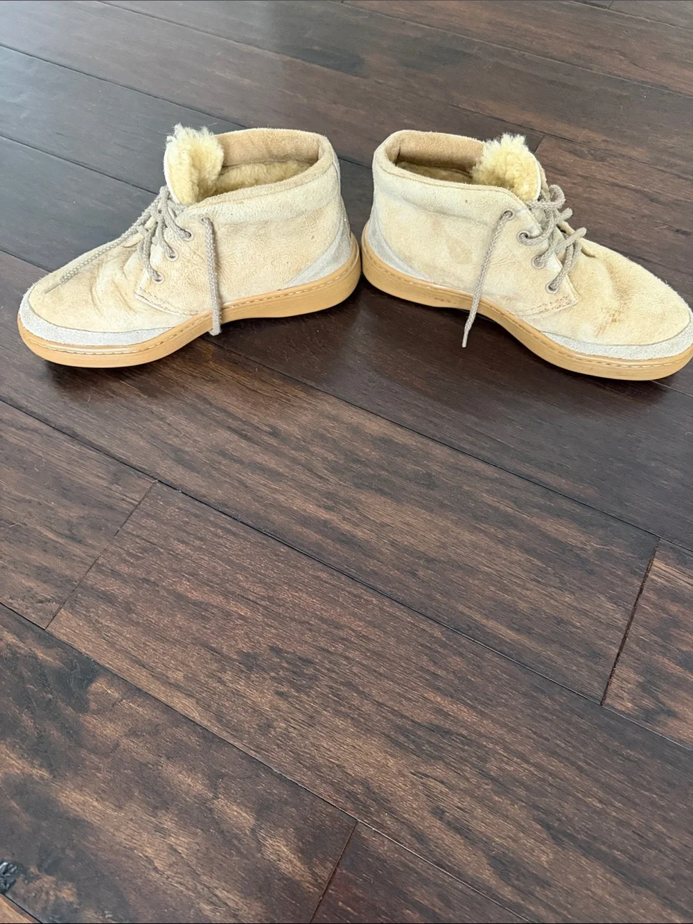 UGG Men's Chukka Suede Boots in Tan